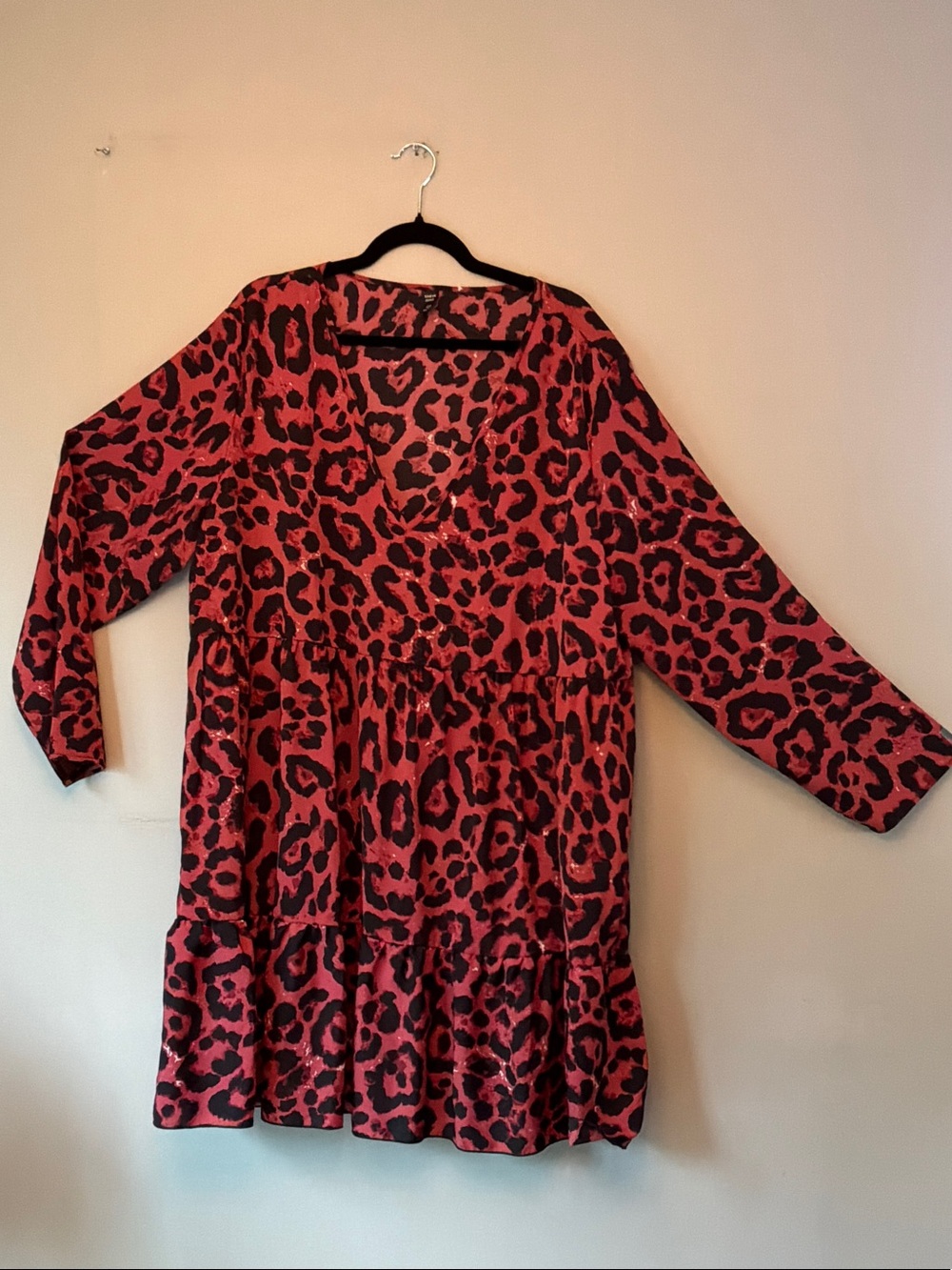 SHEIN Red and Black Leopard Print Tiered Midi Dress
